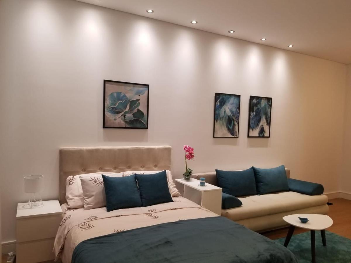 Azura Residence - New Luxury Apartment Belgrado Exterior foto
